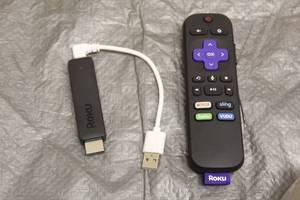 lot 83 image: ROKU STREAMING DEVICE WITH REMOTE 3800X