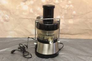 lot 86 image: FUSION JUICER MT-1020-1