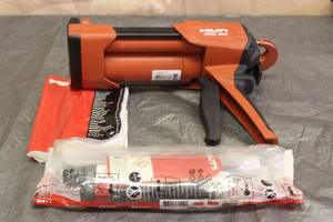 lot 6 image: HILTI HDM 330 EPOXY GUN WITH HILTI HIT HY 200A EPOXY KIT