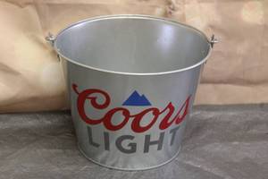 lot 134 image: COORS LIGHT BEER BUCKET