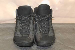 lot 143 image: NIKE AIR JORDAN RETRO 13 BLACK CAT MEN SIZE 11.5
