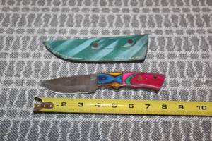 lot 102 image: DAMACAS STEEL HUNTING KNIFE WITH CUSTOM HAND CARVED HANDLE