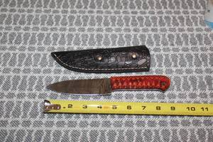 lot 114 image: DAMACAS STEEL HUNTING KNIFE WITH CUSTOM HAND CARVED HANDLE