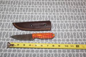 lot 115 image: DAMACAS STEEL HUNTING KNIFE WITH CUSTOM HAND CARVED HANDLE