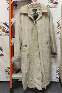 lot 202 image: LONDON FOG HOODED TRENCH COAT SIZE 20W