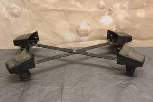 lot 45 image: FOUR CROSS WHEEL FURNITURE DOLLY