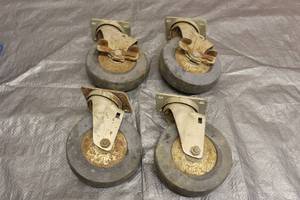 lot 15 image: TOTAL OF 4 CASTERS 5   2 ARE LOCKING CASTERS ,SEE PICS&nbsp
