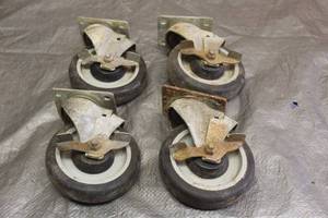 lot 28 image: TOTAL OF 4 LOCKING CASTERS 5  &nbsp ,SEE PICS&nbsp