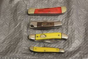 lot 96 image: TOTAL OF 4 VINTAGE ASSORTED BRAND KNIVES  SEE PICS&nbsp
