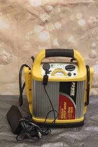 lot 110 image: POWER ON BOARD 450 AMP INSTANT STARTING POWER JUMP START SYSTEM , VECO12POB