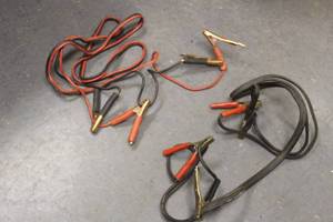 lot 112 image: TOTAL OF 2 BOOSTER JUMPER CABLES&nbsp
