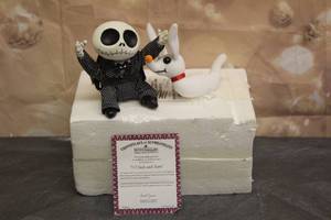 lot 150 image: THE ASHTON DRAKE GALLERIES LIL JACK AND ZERO FIGURINE WITH COA&nbsp