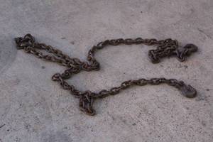 lot 181 image: HEAVY DUTY TOW CHAIN WITH FORGED HOOKS&nbsp