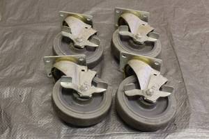 lot 209 image: TOTAL OF 4 TRIOPINES MIRAGE 5 LOCKING CASTERS&nbsp