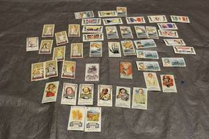 lot 218 image: GENEROUS AMOUNT TOPPS ALLEN &amp GINTERS 2010 THE&nbsp WORLD CHAMPIONS TRADING CARDS - MUSICIANS,SAILORS, GREEK &amp GODDESSES ,ANIMALS AND MORE&nbsp &nbsp SEE PICS&nbsp