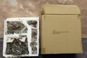 lot 272 image: NORTHWOODS&nbsp VILLAGE CHRISTMAS HOLIDAY 5PC BATTERY OPERATED LIGHTED SET 40361 ,&nbsp IN ORIGINAL BOX SEE PICS&nbsp