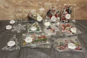 lot 281 image: TOTAL OF 11 ASSORTED CHRISTMAS LED LIGHTED WINDOW HANGING DECORATIONS WITH SUCTIONS SEE PICS&nbsp