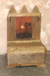lot 24 image: WOODEN HANDMADE STORAGE BOX