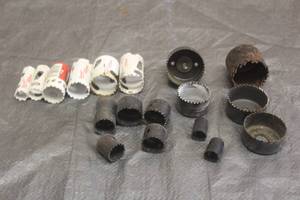 lot 35 image: LOT OF 18 ASSORTED SIZE BI-METAL HOLE SAWS