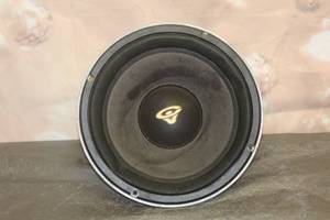 lot 64 image: 10 CERWIN VEGA VW10-P  SUBWOOFER