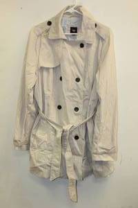 lot 85 image: GAP BELTED JACKET SIZE XL