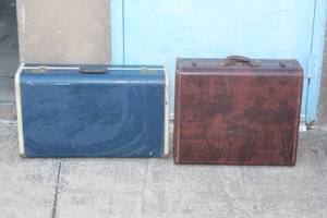 lot 118 image: 2 VINTAGE SUITCASES SAMSONITE AND PENNEYS TOWNCRAFT