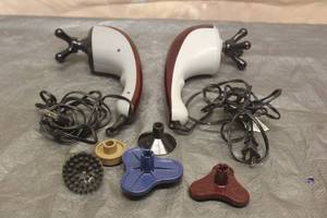 lot 183 image: 2 WAHL COLD THERAPY MASSAGERS WITH ACCESSORIES