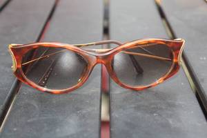 lot 206 image: CHRISTIAN DIOR SUNGLASSES