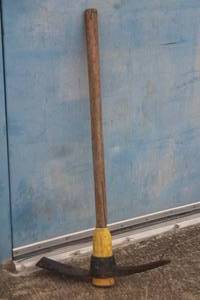 lot 50 image: ROCKFORCE PICK AXE