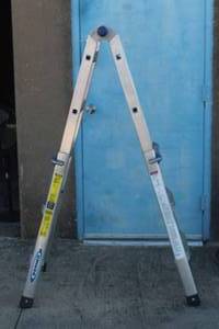 lot 10 image: WERNER 13 STRAIGHTSTEP LADDER