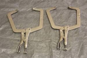 lot 129 image: 2. IRWIN 9 DR VISE GRIP LOCKING C CLAMPS