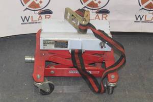 lot 155 image: PITTSBURGH 450LB LOW LIFT TRANSMISSION JACK 39178