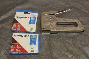 lot 161 image: AARON FASTENER T5OP WITH STAPLES