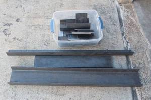 lot 186 image: LOT OF ANGLE IRON