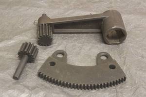 lot 195 image: TORQUE DUDE TOOL TORQUE MULTIPLIER 36MM AXLE NUT AND GLAND NUT FOR VOLKSWAGON