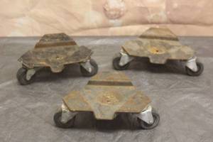 lot 221 image: THREE 3 WHEEL STEEL DOLLIES