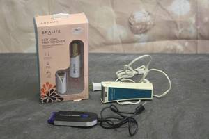 lot 40 image: VINTAGE LADY REMINGTON SHAVER, SONIC GROOM AND SPA LIFE HAIR REMOVER IN ORIGINAL BOX