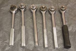 lot 54 image: TOTAL OF 6 DRIVE RATCHETS 8