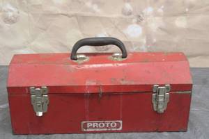 lot 75 image: PROTO PROFESSIONAL TOOL BOX WITH CONTENTS 19 X 7 12  SEE PICS
