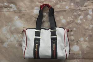 lot 11 image: CHARMING CHARLIE HANDBAG