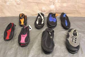 lot 113 image: 8 PAIR OF WATERBEACHSWIN SHOES SIZES 5 TO 12MENS