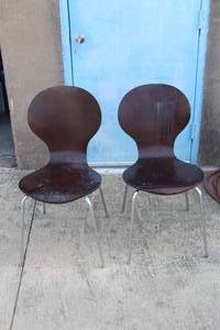 lot 125 image: 2 MCM BENTWOOD STACKING CHAIRS