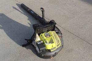 lot 133 image: RYOBI BP42 BCAKPACK BLOWER