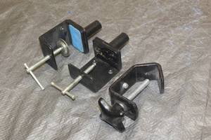 lot 149 image: 3 CLAMPS (UNKNOWN)