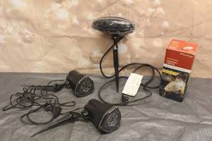 lot 168 image: LOT OF 4 LANDSCAPR LIGHTING