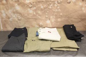 lot 172 image: 8 PAIR OF ASSORTED SIZE DICKIES ADULT MENWOMEN