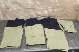lot 174 image: 7 PAIR OF KIDS DICKIES SIZE 6 AND 7