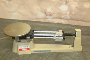 lot 177 image: OHAUS TRIPLE BEAM SCALE 700 SERIES