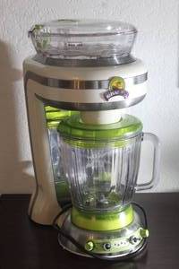 lot 196 image: MARGARITAVILLE MARGARITA MACHINE WITH CARRY BAG