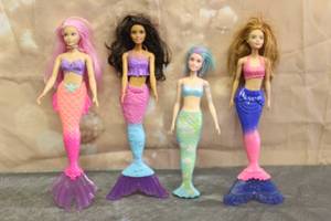 lot 11 image: TOTAL OF 4 MATTEL GAMES BARBIE MERMAIDS